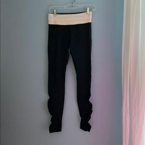 lululemon full length legging pockets ruffle sz.4